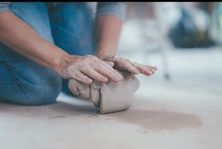 Nezapomeňte, zítra se Vojta na vás bude těšit na Kulaťáku v Dejvicích.🌀 8-14 Připravila jsem šálky na espresso,...