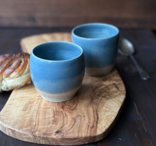 Když jsem měla v plánu zpomalit, myslela jsem to trochu jinak. No nic, paralen, čaj, knížka a pohádky..✨😊 Jak jste na tom...